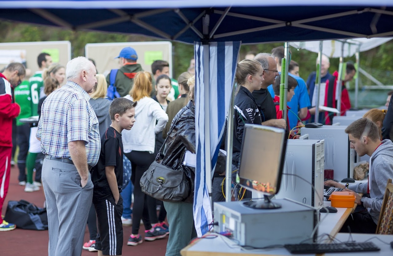 Bild vom 9. Benefizlauf im Jahr 2016. Dies ist das 29. Bild.